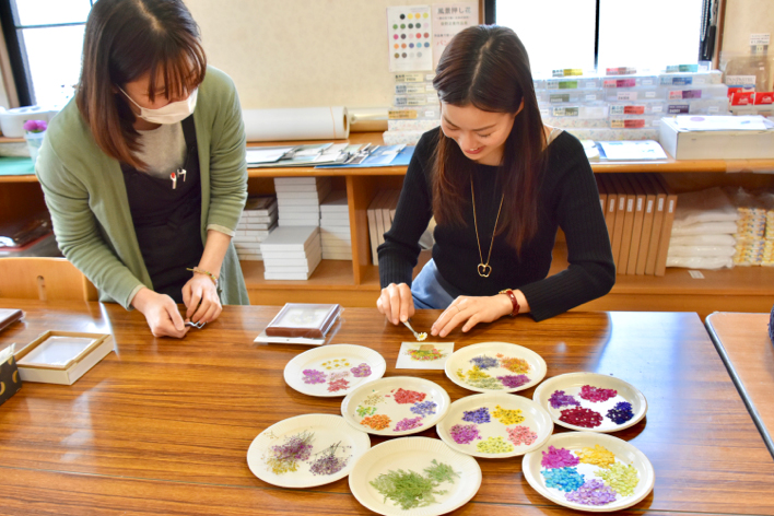 ひた押し花美術館 押し花体験