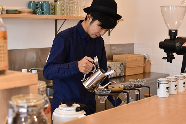Safari Coffee Roaster(サファリコーヒーロースター) 秋吉真吾さん