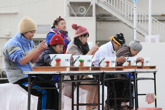 鶴見岳大寒がまん大会 地獄の針仕事