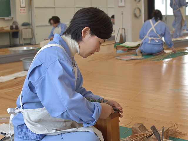 大分県立竹工芸訓練センター大分県立竹工芸訓練センター 竹を学ぶ