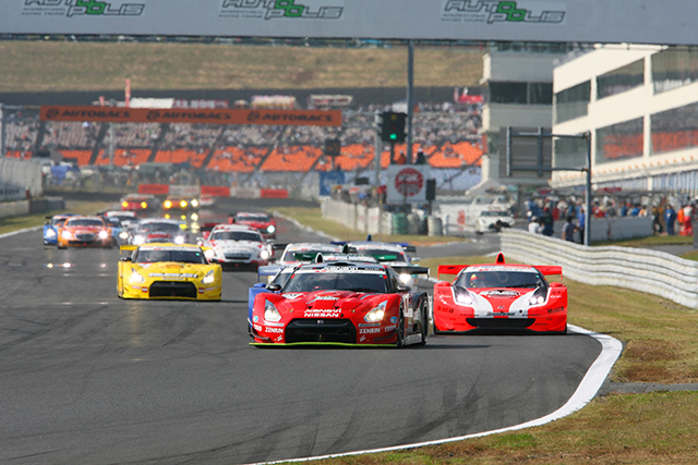 今年は、サーキットでレースデビュー!