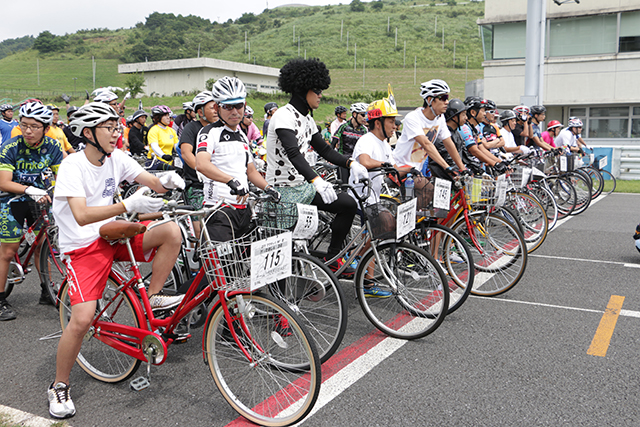 今年は、サーキットでレースデビュー!