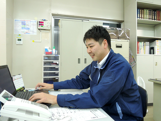株式会社 山忠