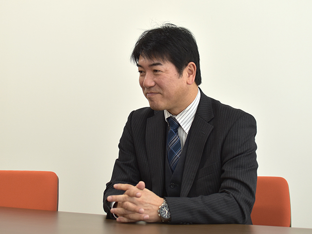 株式会社ザイナス