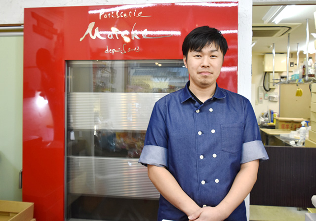 パティスリーマルシェ オーナーパティシエ甲斐さん