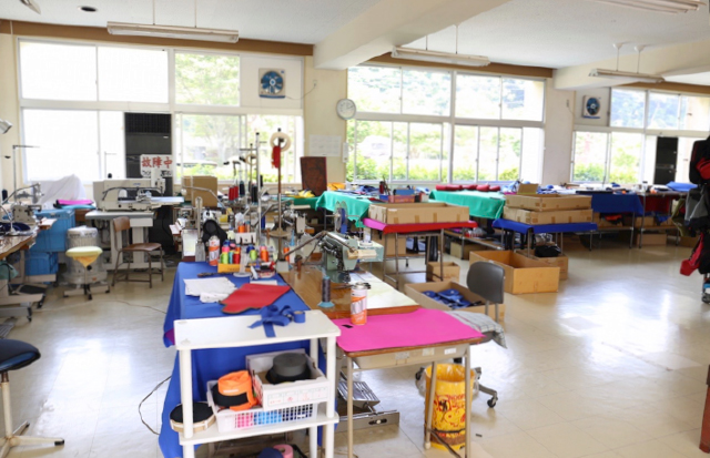 ヘルメット潜水株式会社