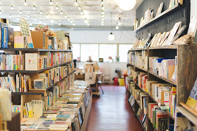 大分市 カモシカ書店