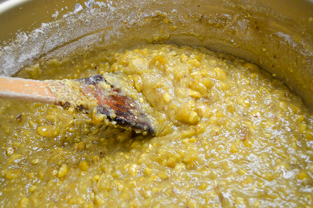 佐伯市宇目の栗を味わう期間限定スイーツ「唄げんか焼」