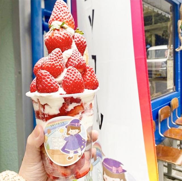 大学生が夢を叶えた クロッフル専門店“まほうのおうち” 