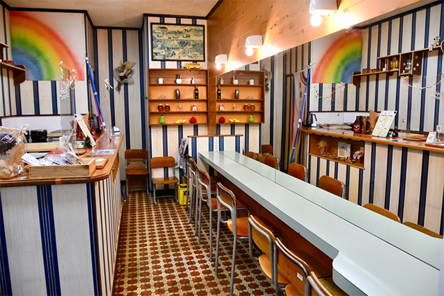 大学生が夢を叶えた クロッフル専門店“まほうのおうち”