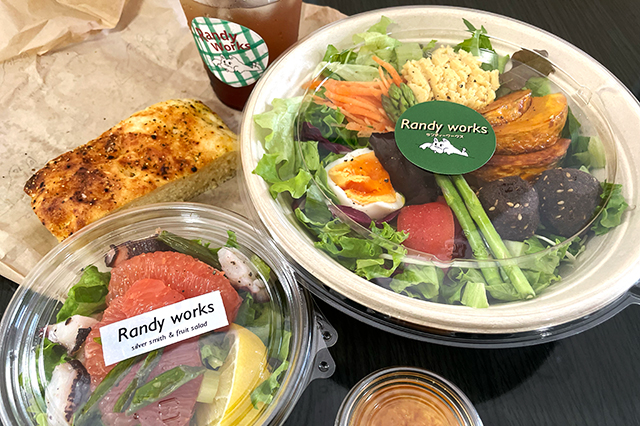 ひと味違うアクセサリーとサラダはいかが?「Randy works」