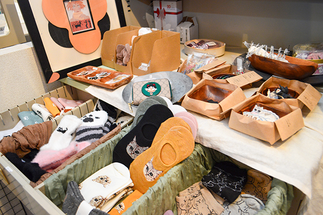 にゃんともかわいいスープカレー店♥ 保護猫カレー屋299(にくきゅう)