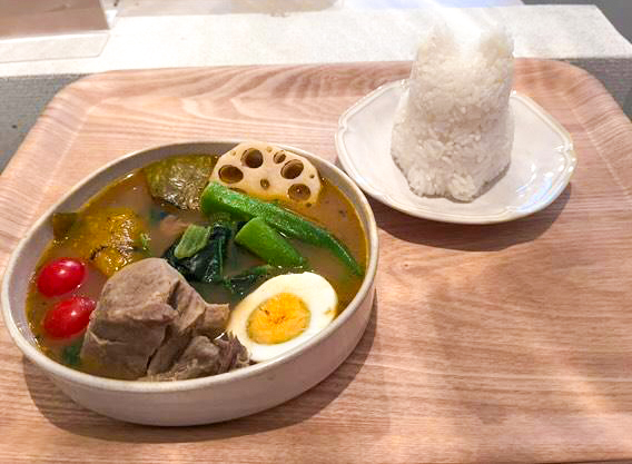 にゃんともかわいいスープカレー店♥ 保護猫カレー屋299(にくきゅう)