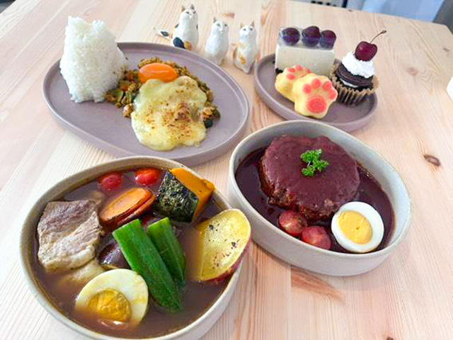 にゃんともかわいいスープカレー店♥ 保護猫カレー屋299(にくきゅう)