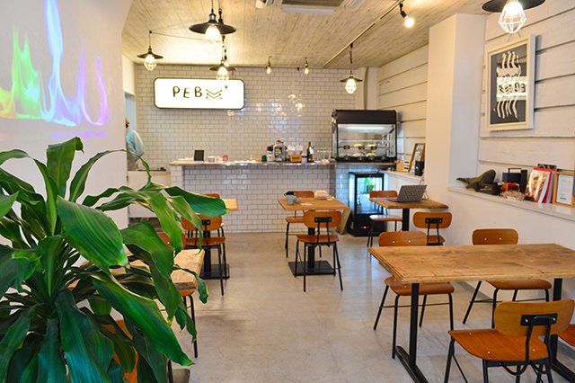 カスタムオーダーできるサンドイッチ専門店 PEB大分府内町店