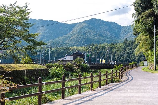 中田英寿さんと大分を旅する -「にほん」の「ほんもの」を巡る旅マガジン“NIHONMONO”