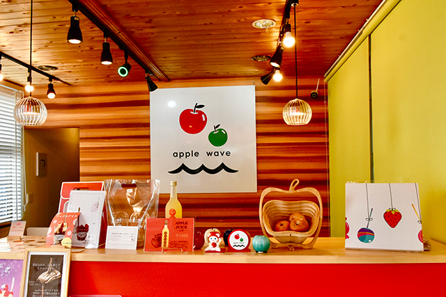 進化する“りんご飴”の世界。ホンモノの“りんご飴”を堪能しよう！「apple wave」