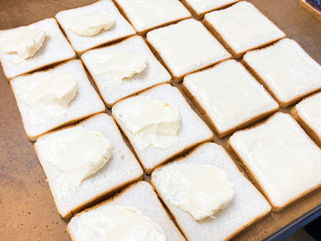 三角チーズパン「サンチー」　全国で注目される理由とは　つるさき食品