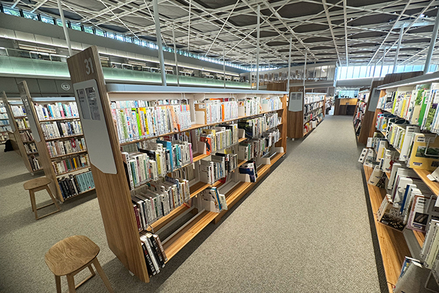 別府市立図書館