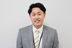 幅広い業務で大分の経済発展に貢献する 鶴崎海陸運輸株式会社