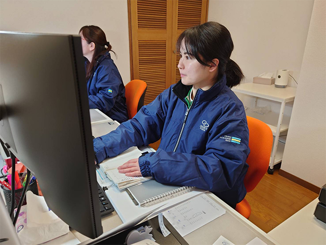 株式会社クラウン