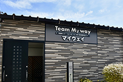 株式会社鶴進HMG（Team Myway）