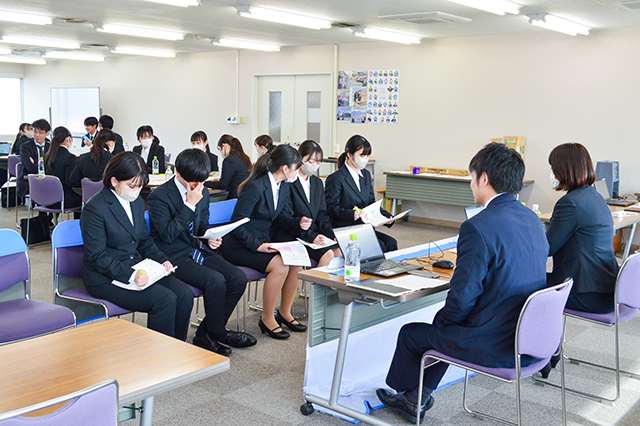 企業へのコンサルティングを体験!インターンシップ潜入レポート 株式会社豊和銀行