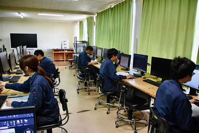 急がば学べ。なりたい自分、やりたい仕事を探そう！　大分県立佐伯高等技術専門校