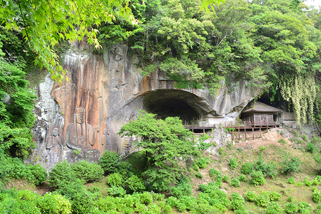 普光寺 紫陽花 磨崖仏