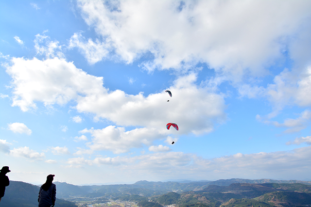 鳥のように大空へ！パラグライダーで憧れの空旅