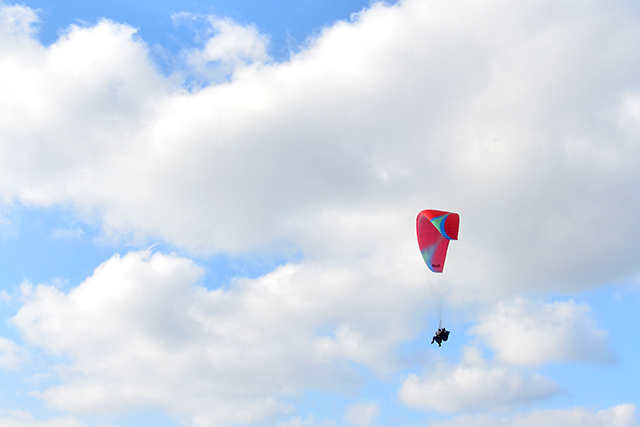 鳥のように大空へ！パラグライダーで憧れの空旅