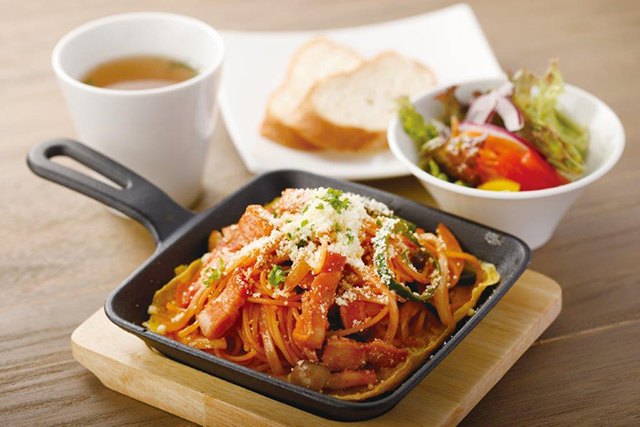 かぎのしっぽ SAKURAZAKA Café