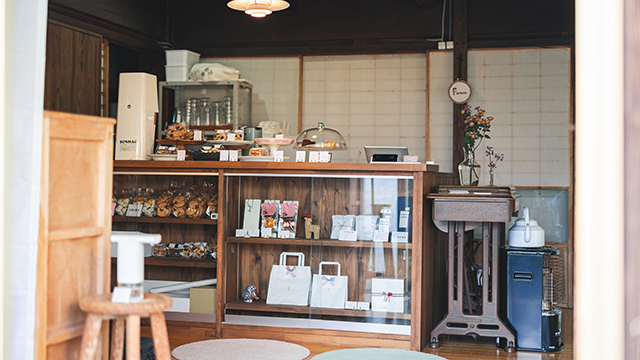 古民家カフェでジビエ料理とスイーツを。宇佐市の「cakes + cafe 深見堂」