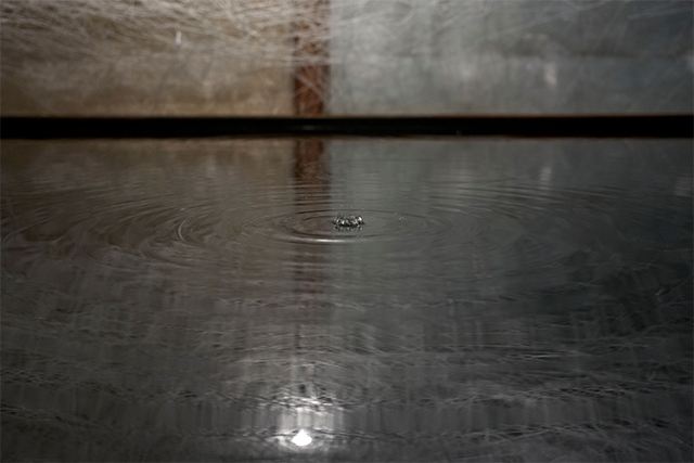 塩田千春展　巡る記憶