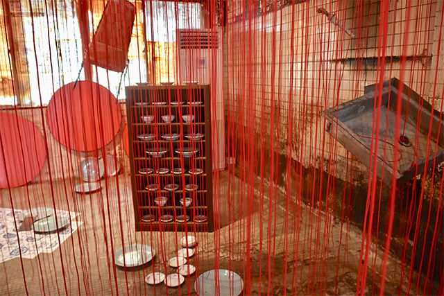 塩田千春展　巡る記憶