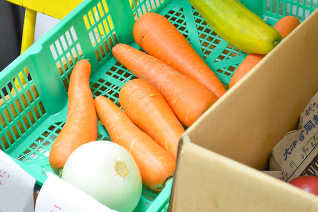 若き料理人が営む新しい八百屋「あっちむいてホイッ!」
