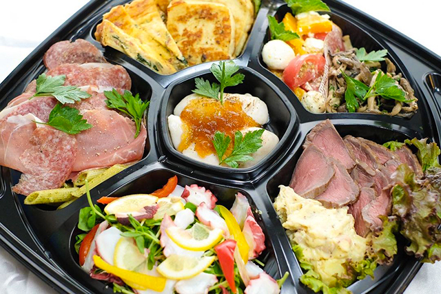 若き料理人が営む新しい八百屋「あっちむいてホイッ!」