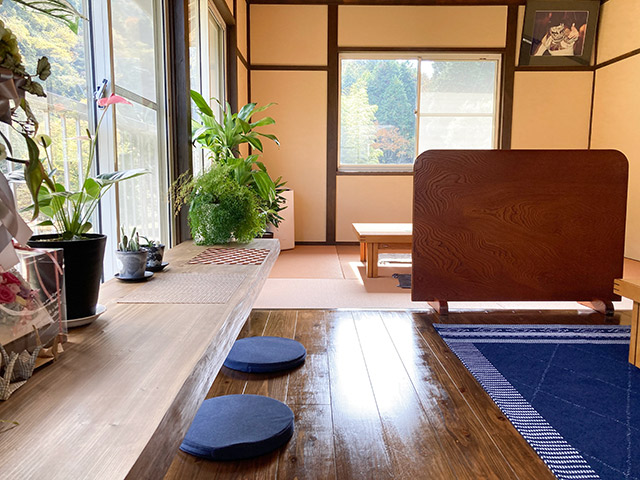 岩戸湯 IWATOYU CAFÉ