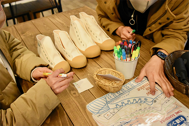 わたし史上最高の一足を作ろう！スニーカーカスタムショップ“SOBOKU”