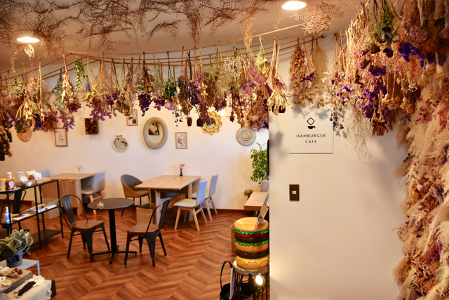 唯一無二のフラワーショップ&カフェ 秘境の花屋