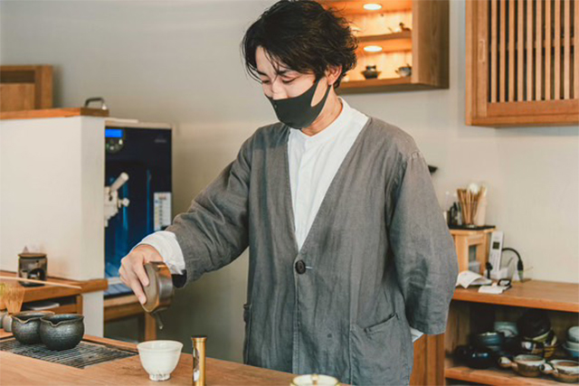 お茶っていいな。を届けたい!世代を超えて、お茶のある優しい暮らしを未来へ“つなぐ”日本茶カフェ。「つなぐ茶屋」